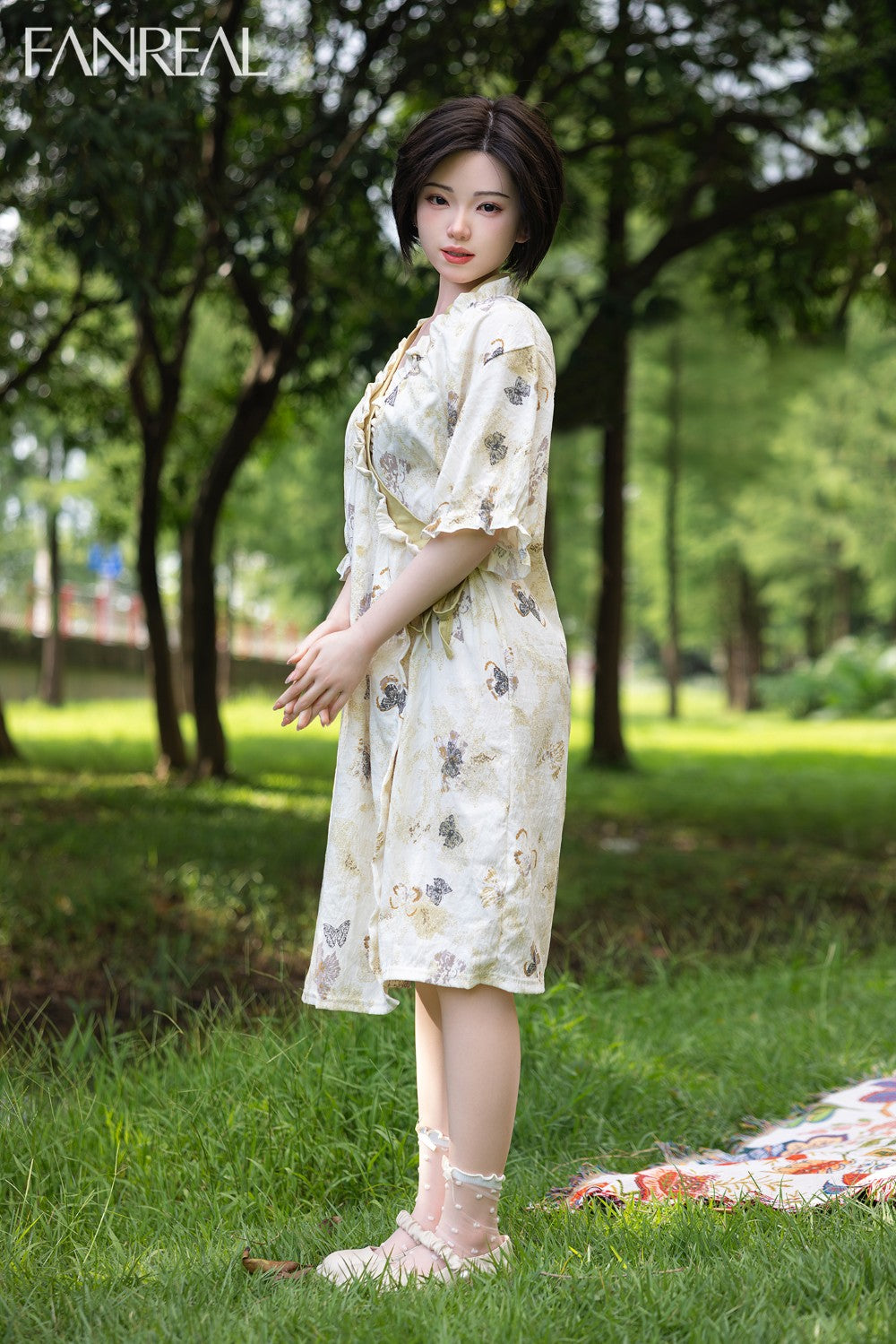 Molly poupée sexuelle (FanReal Doll 153 cm bonnet B en silicone)