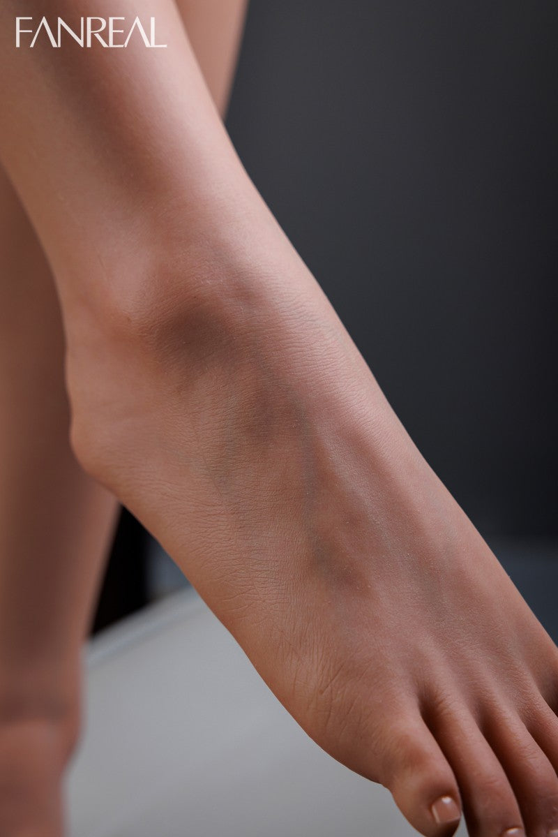 Lila poupée sexuelle (FanReal Doll Bonnet F 155 cm RST silicone)