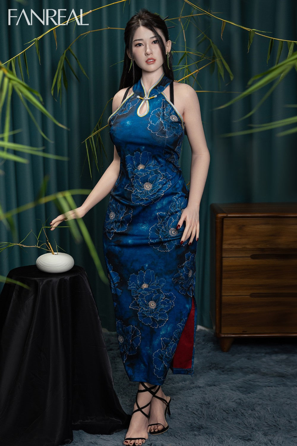 Fay poupée sexuelle (FanReal Doll 170 cm en silicone G-Cup)
