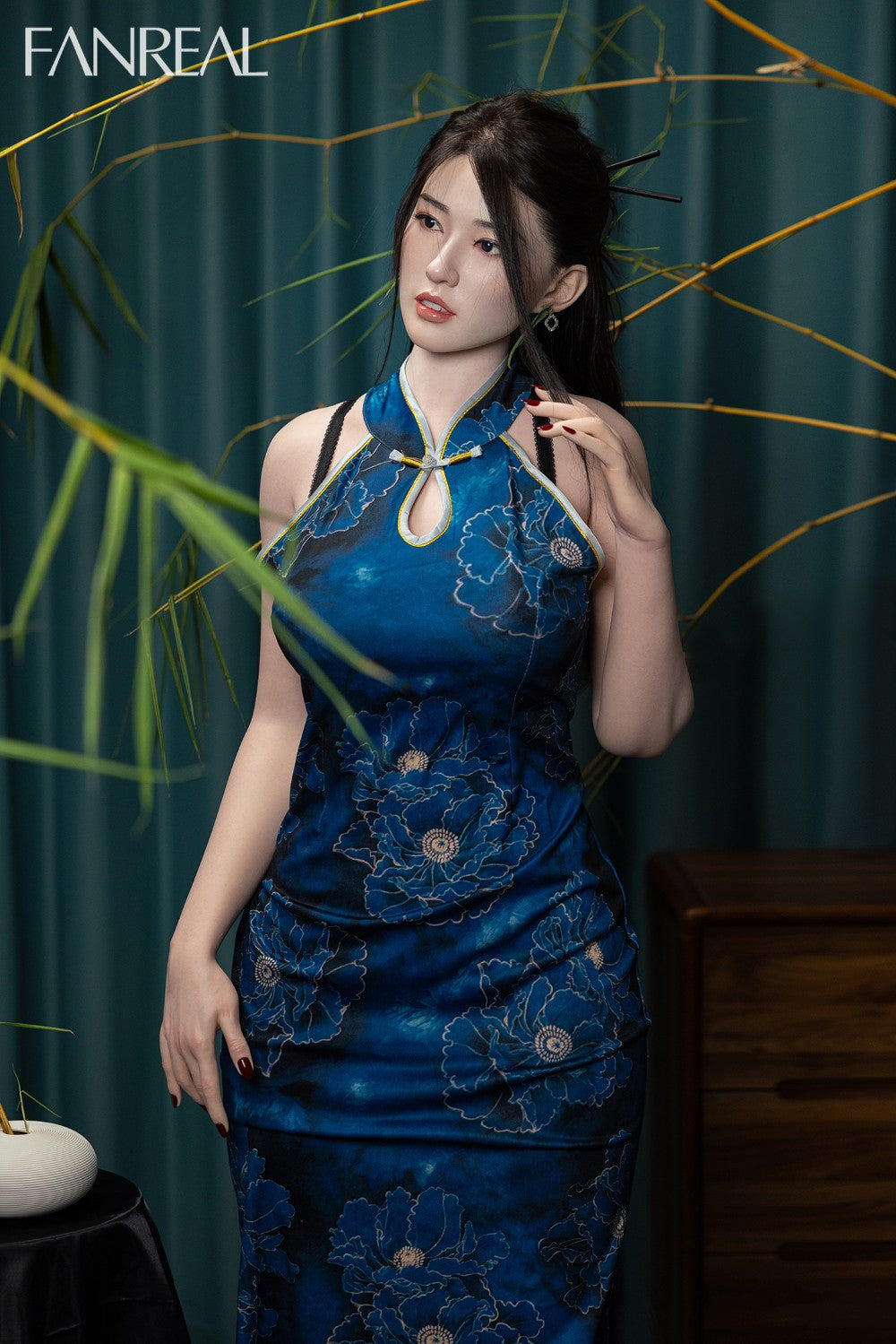 Fay poupée sexuelle (FanReal Doll 170 cm en silicone G-Cup)