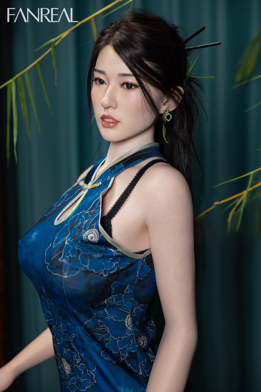 Fay poupée sexuelle (FanReal Doll 170 cm en silicone G-Cup)