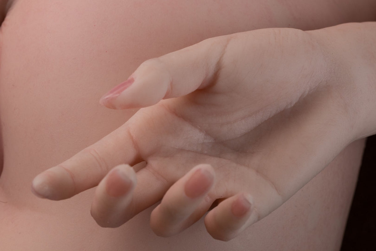 poupée sexuelle Yui modèle 6 (Gynoid Doll 160 cm F-Cup Silicone)