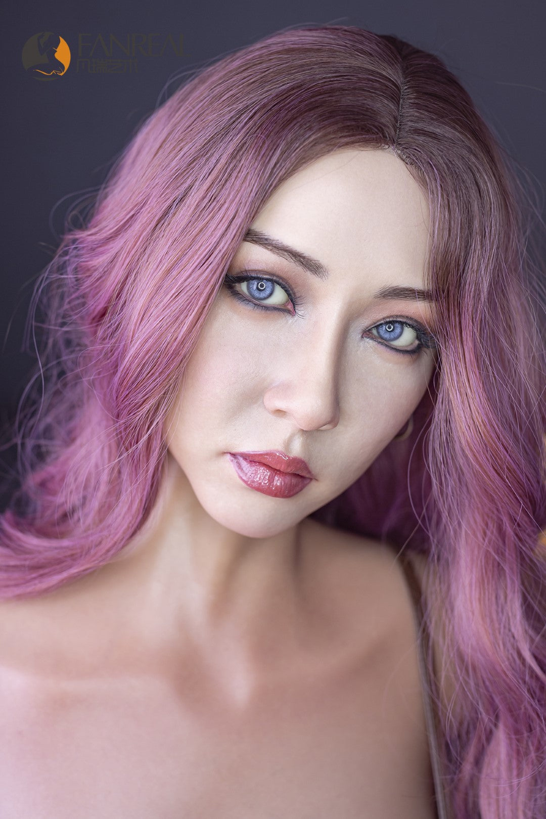 Veille poupée sexuelle (FanReal Doll 165 cm bonnet D en silicone)