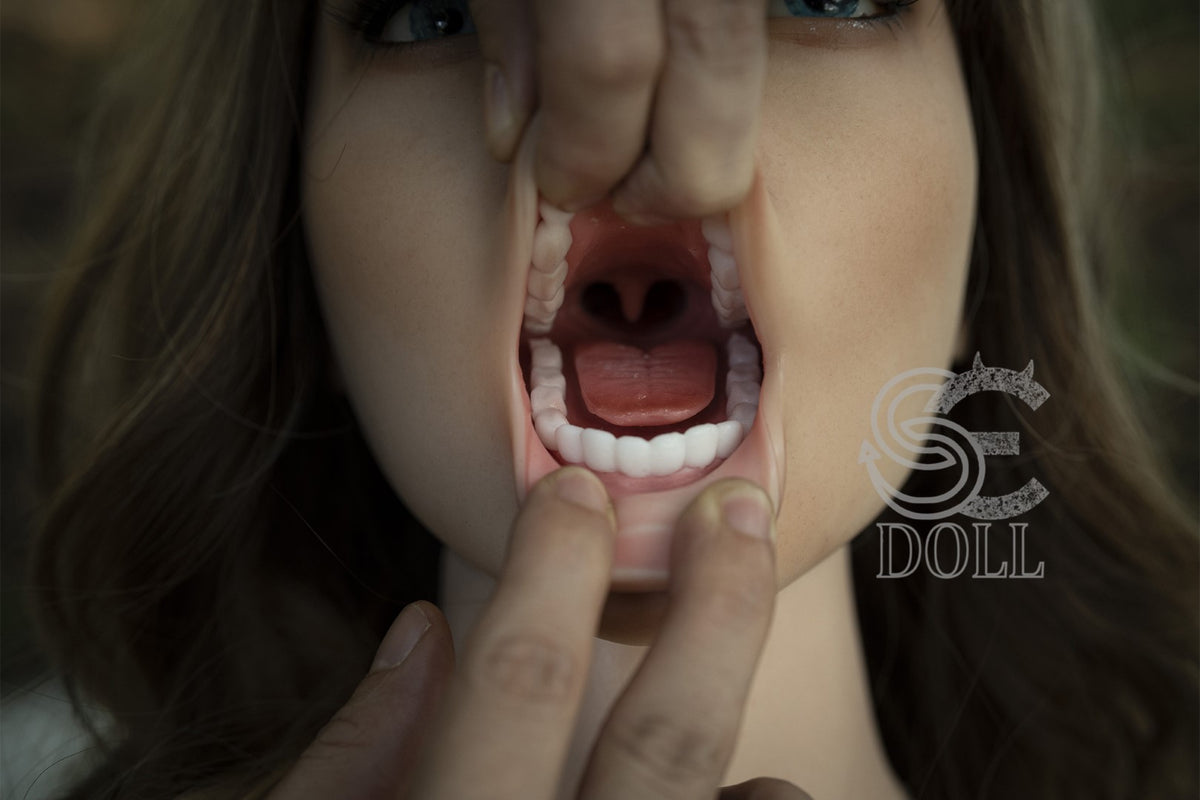 Régina G poupée sexuelle (SEDoll Bonnet C 165 cm #078SO Silicone Pro)