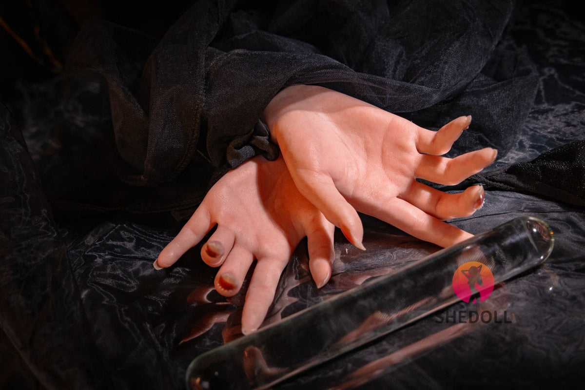 Mains et pieds (SHEDOLL silicone)
