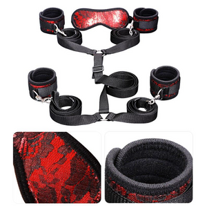 Kit BDSM - menottes, tenue en dentelle et masque oculaire (réglé avec 7 parties)