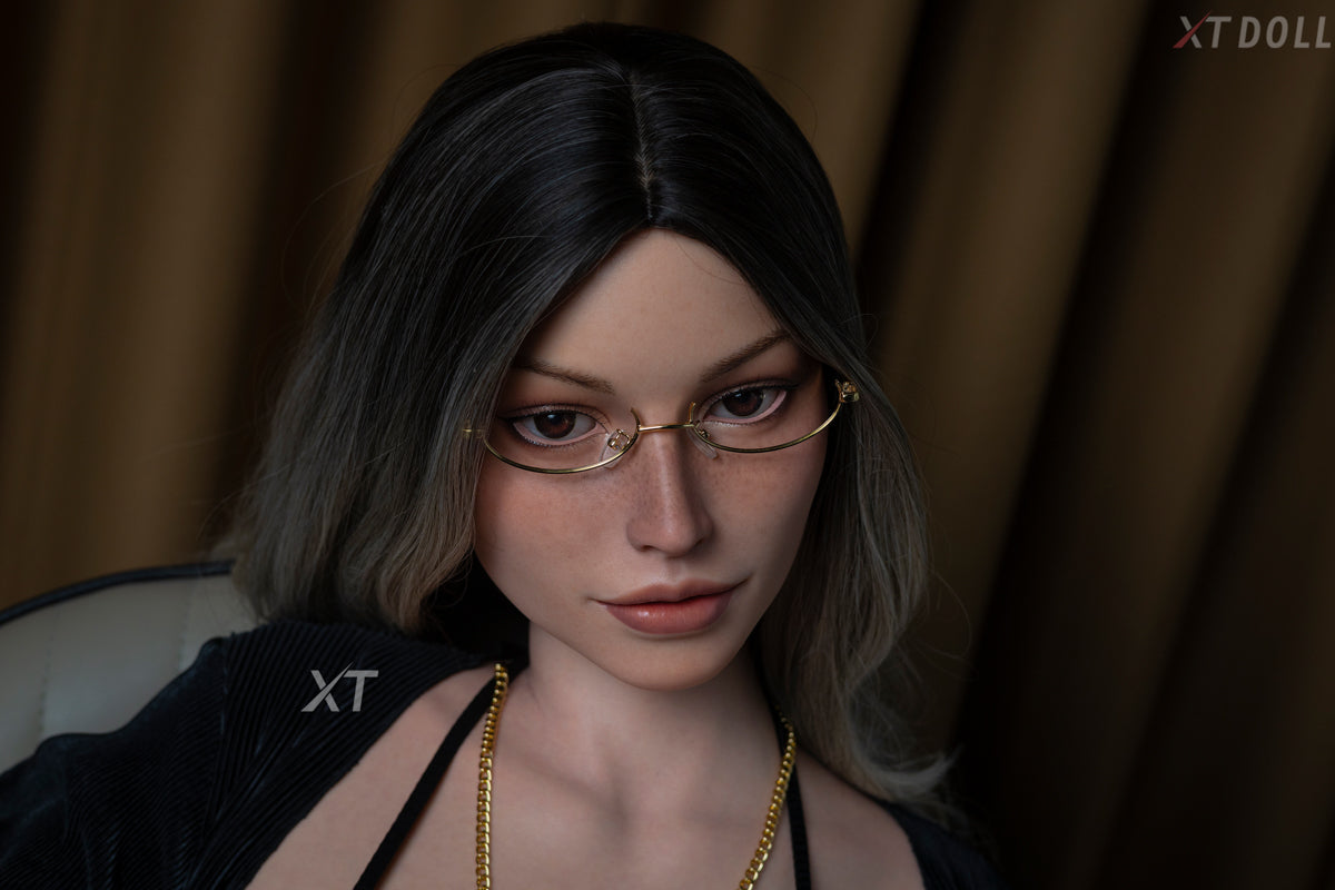 Julie 2 poupée sexuelle (XT Doll 165 cm (E-Cup #XT-6 Silicone)
