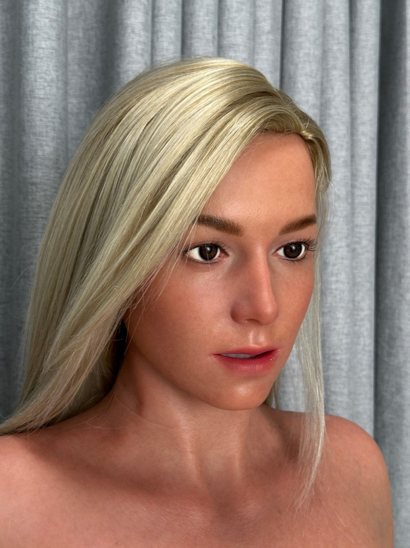 Gwen poupée sexuelle (Zelex 169 cm C-Cup ZFE01-2 Fusion Silicone)