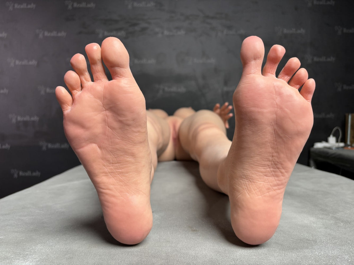 Nina poupée sexuelle (Real Lady 168 cm (E-Kupa R3 Silicone) EXPRESS