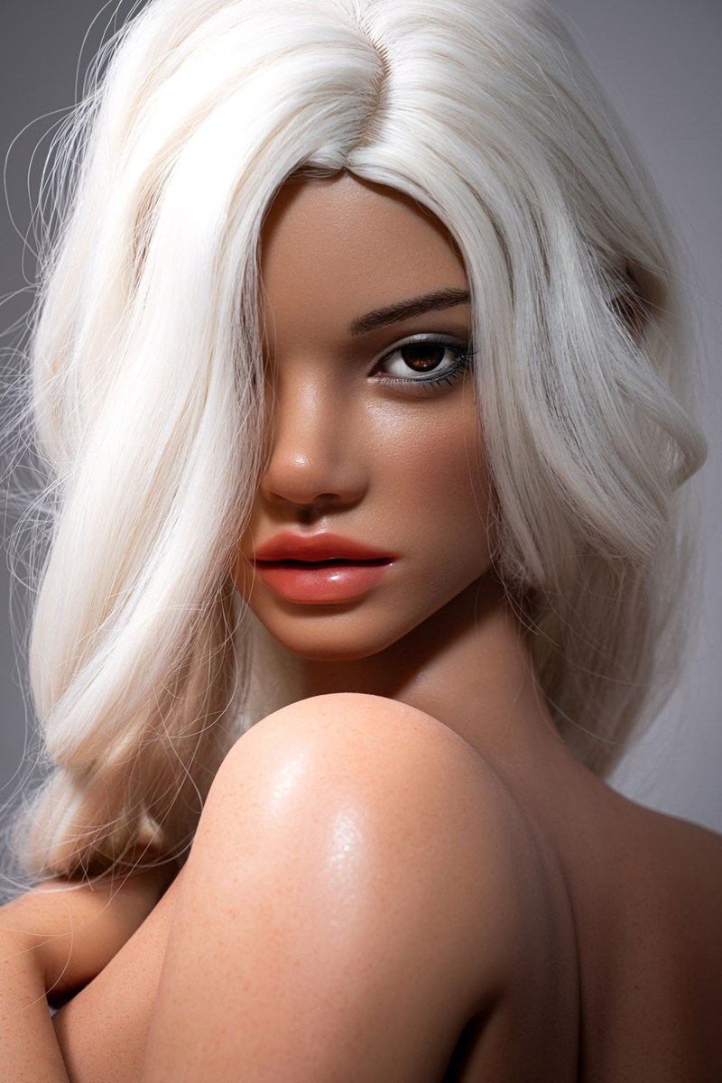 Rihanna poupée sexuelle (FUDoll 162 cm F-Cup Silicone)