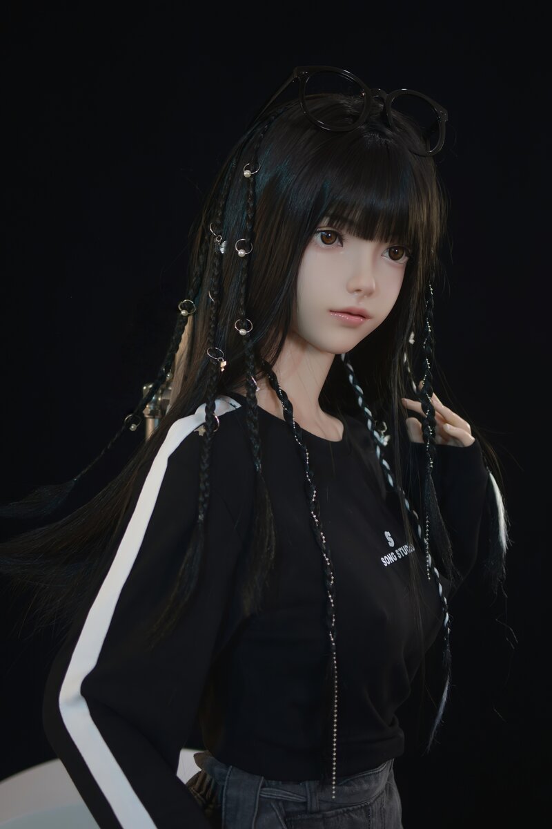 Xiaolu poupée sexuelle (FUDoll 150 cm bonnet B en silicone)