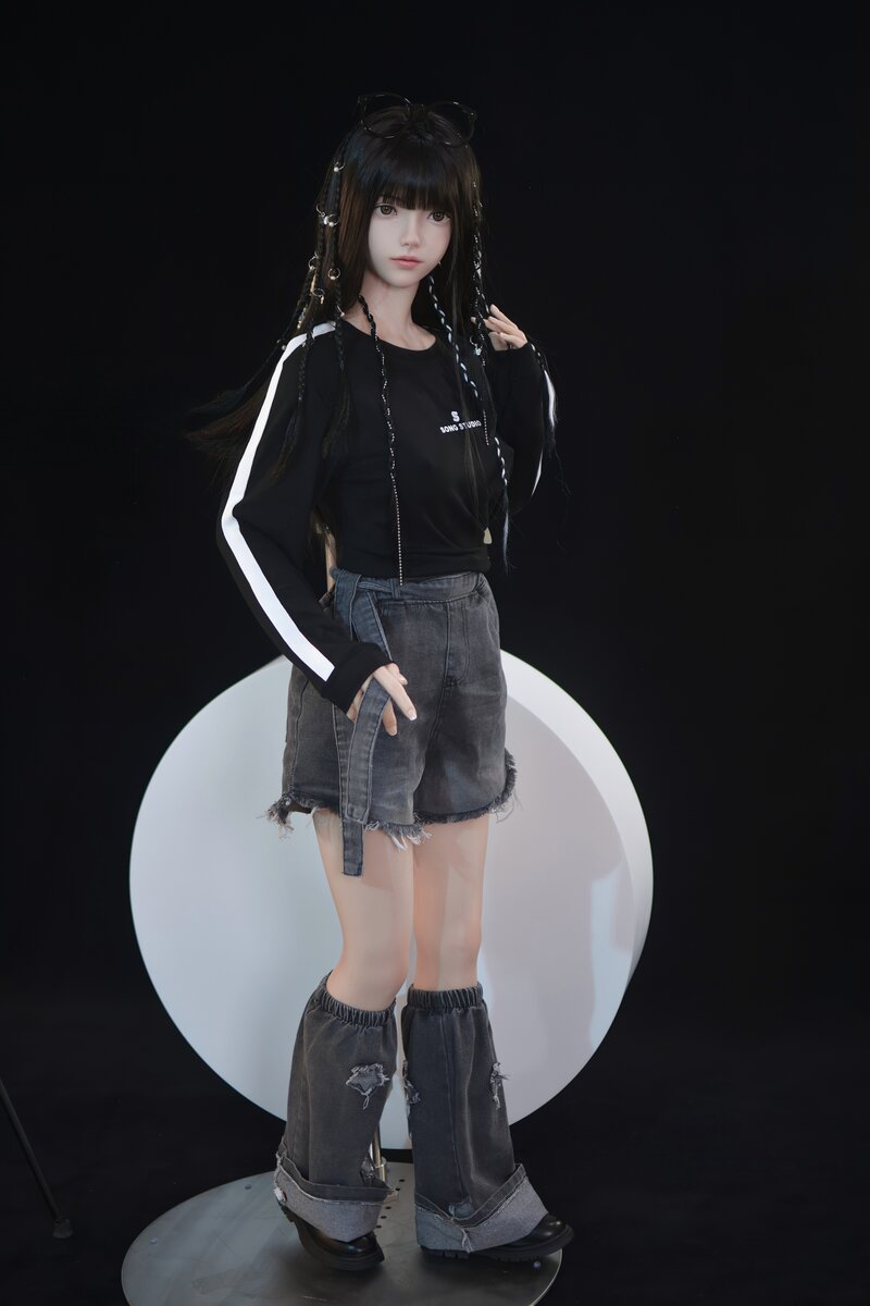 Xiaolu poupée sexuelle (FUDoll 150 cm bonnet B en silicone)