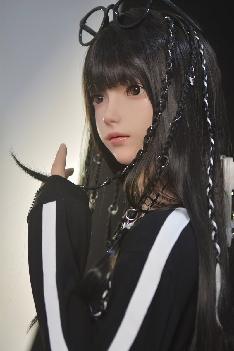 Xiaolu poupée sexuelle (FUDoll 150 cm bonnet B en silicone)