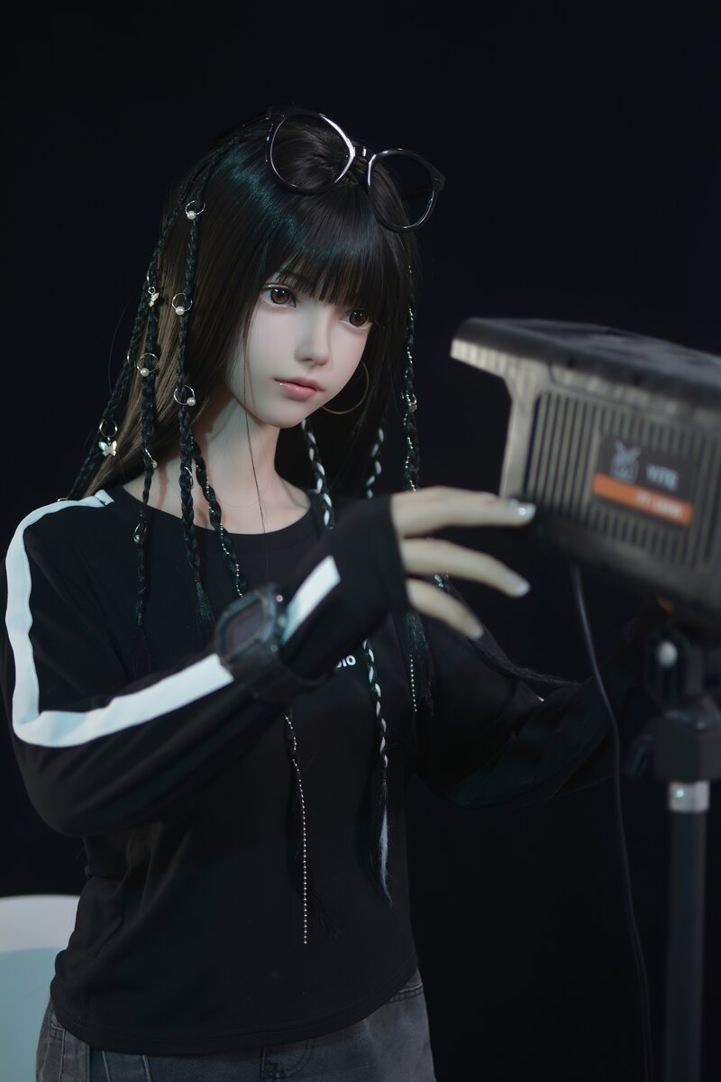 Xiaolu poupée sexuelle (FUDoll 150 cm bonnet B en silicone)