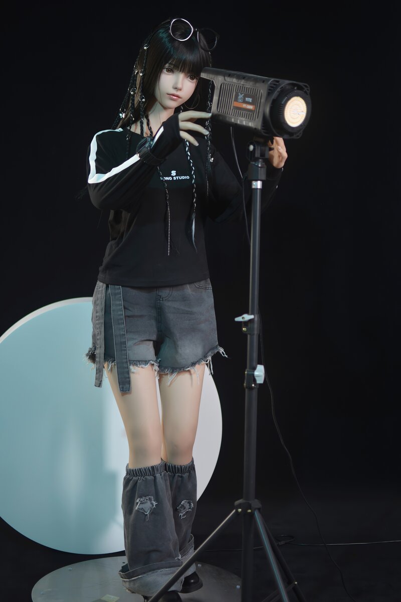 Xiaolu poupée sexuelle (FUDoll 150 cm bonnet B en silicone)