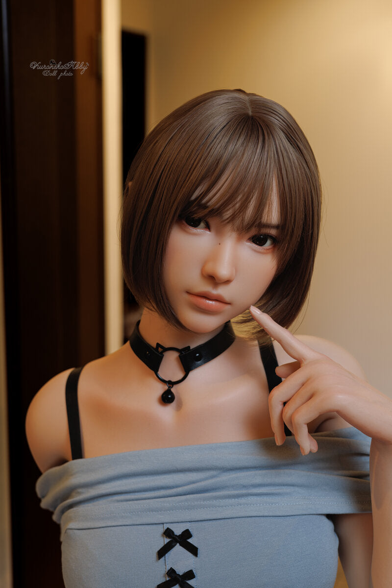 Aïcha poupée sexuelle (FUDoll 161 cm (coupe D en silicone)
