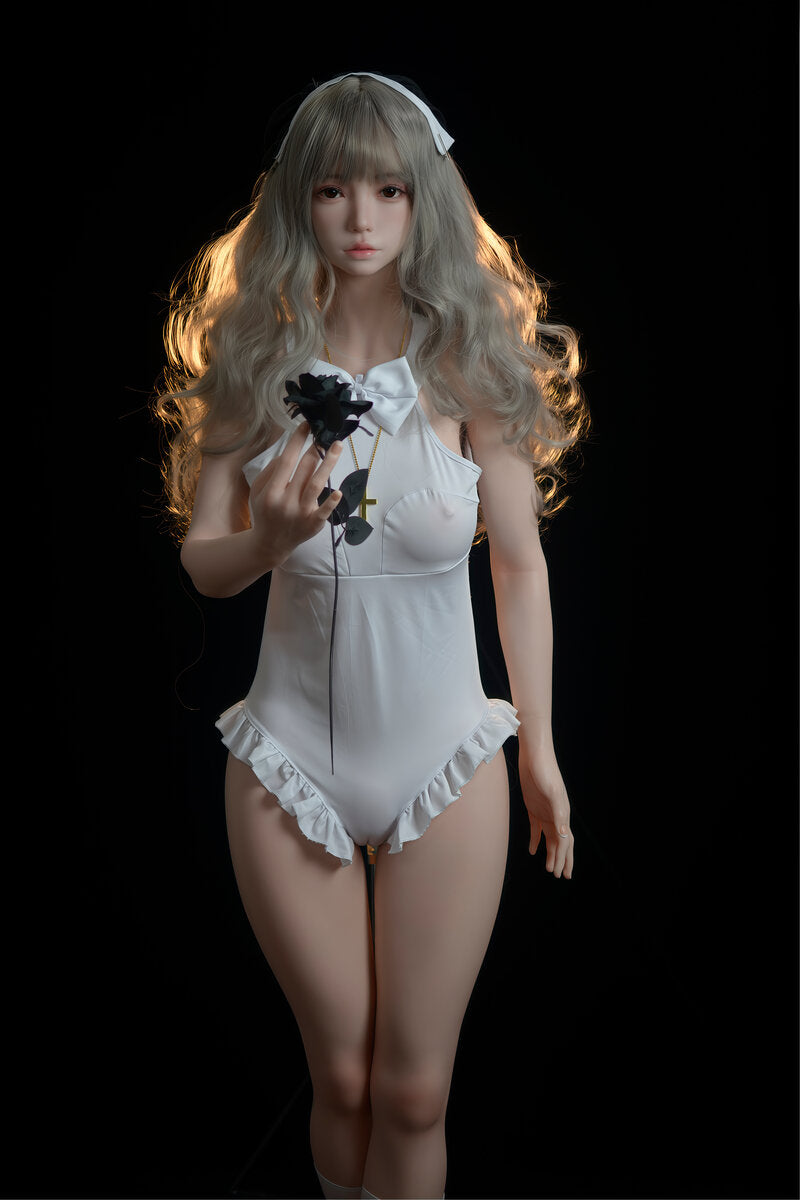Naiaï poupée sexuelle (FUDoll 169 cm (coupe D en silicone)