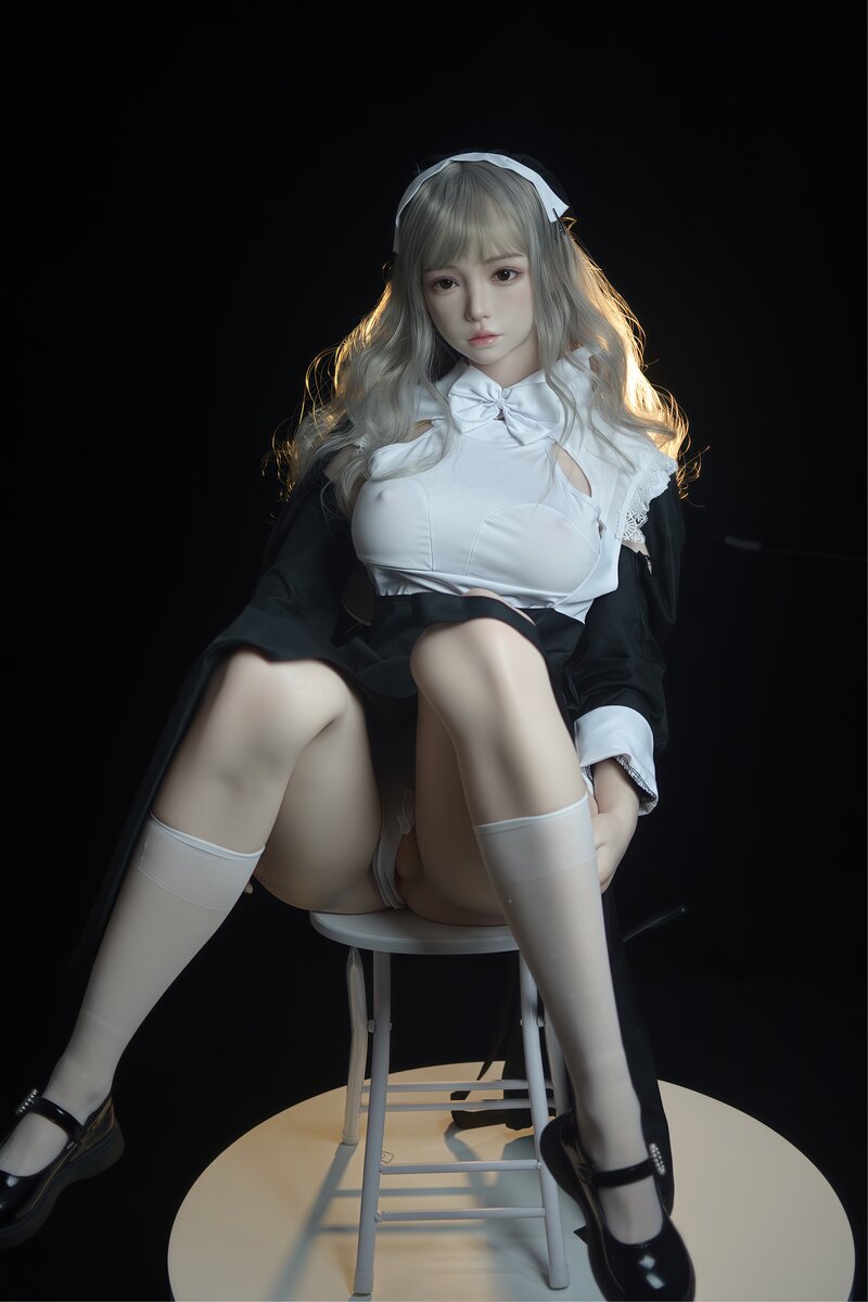 Naiaï poupée sexuelle (FUDoll 169 cm (coupe D en silicone)