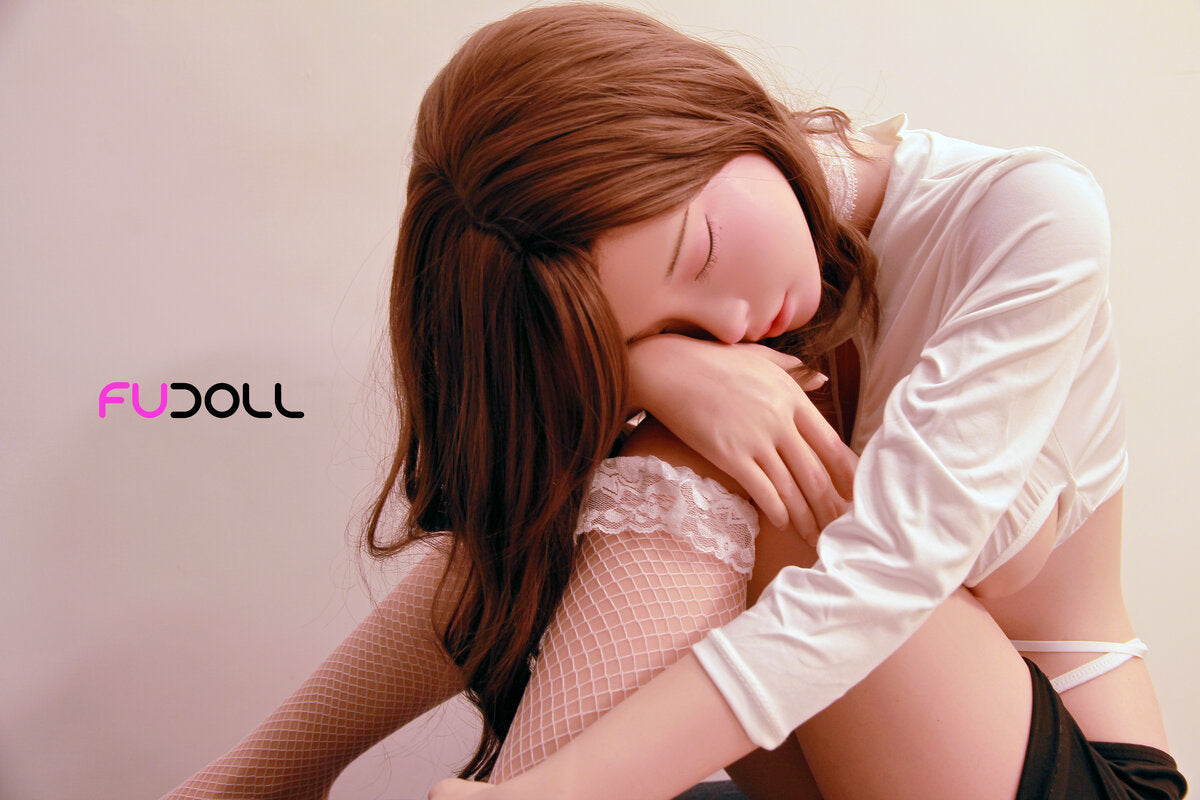 Ex-poupée Huannai (FUDoll 148 cm (coupe D en silicone)