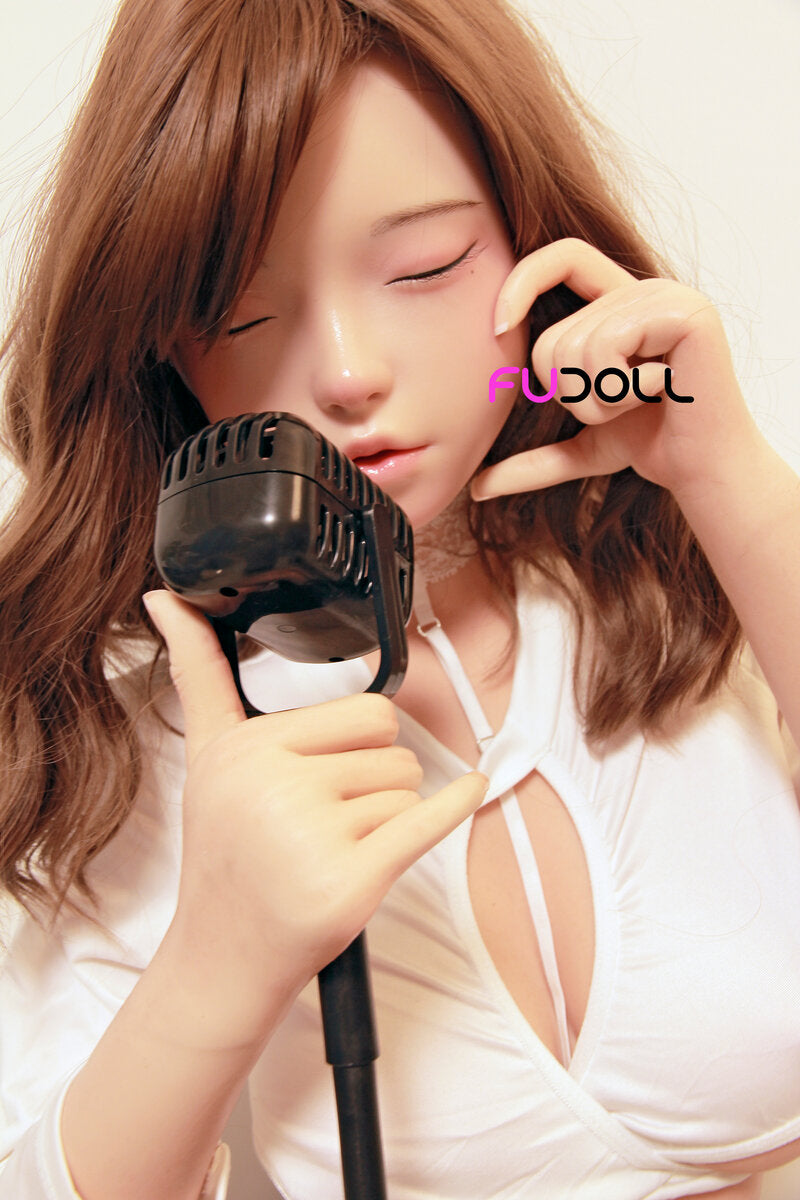 Ex-poupée Huannai (FUDoll 148 cm (coupe D en silicone)