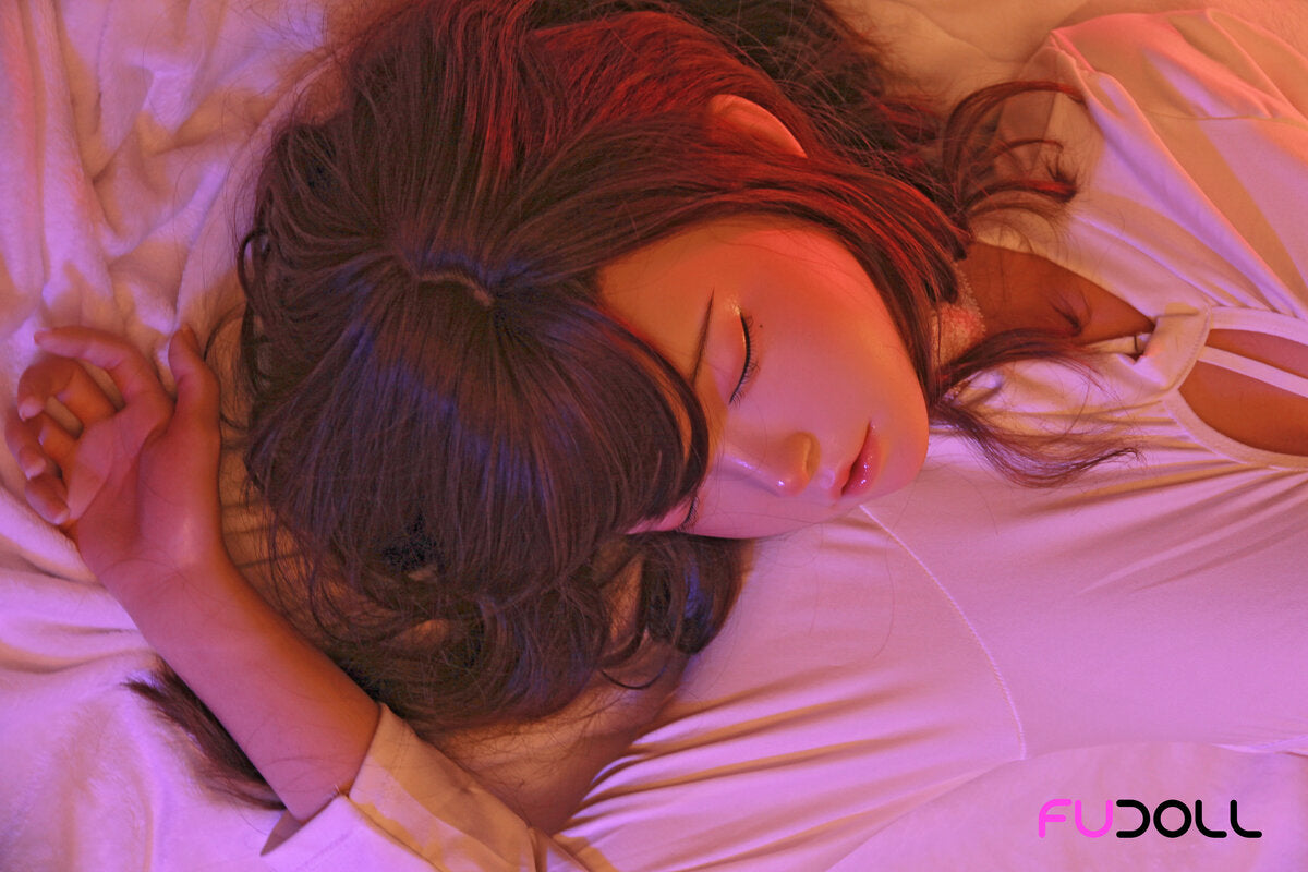 Ex-poupée Huannai (FUDoll 148 cm (coupe D en silicone)
