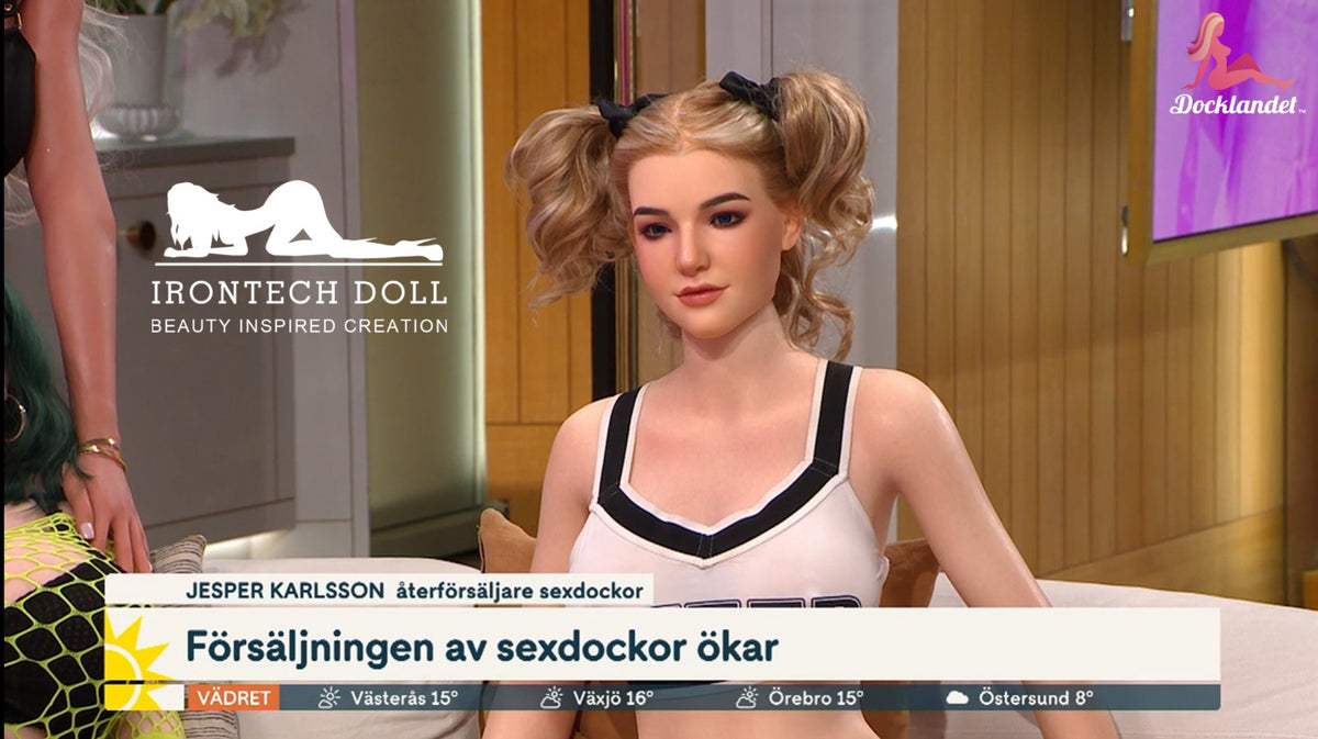 Eila Adams, star du porno poupée sexuelle (Irontech Doll 160 cm C-cup Silicone)