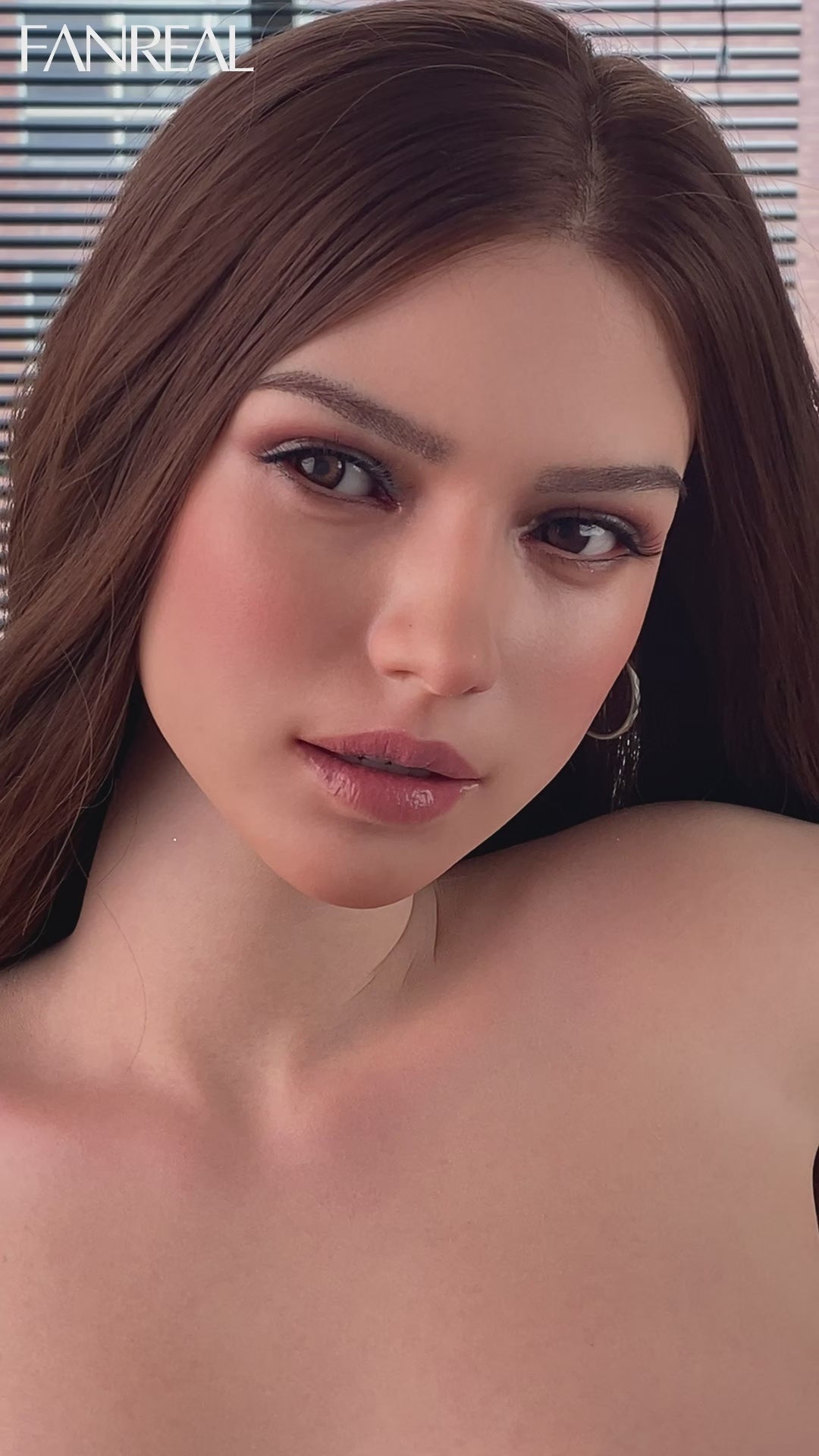 Mirelle poupée sexuelle (FanReal Doll 166 cm J-cup Silicone)