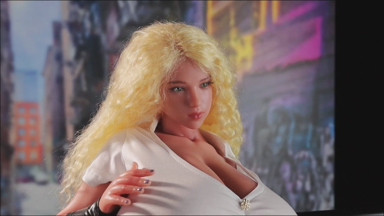 Chasse poupée sexuelle (Climax Doll Mini bonnet S TPE 70 cm)