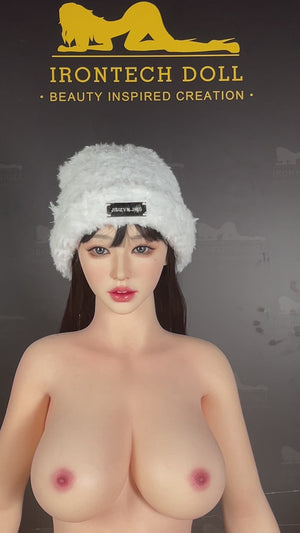 Yuna poupée sexuelle (Irontech Doll 165 cm en silicone T1-1 F-Cup)