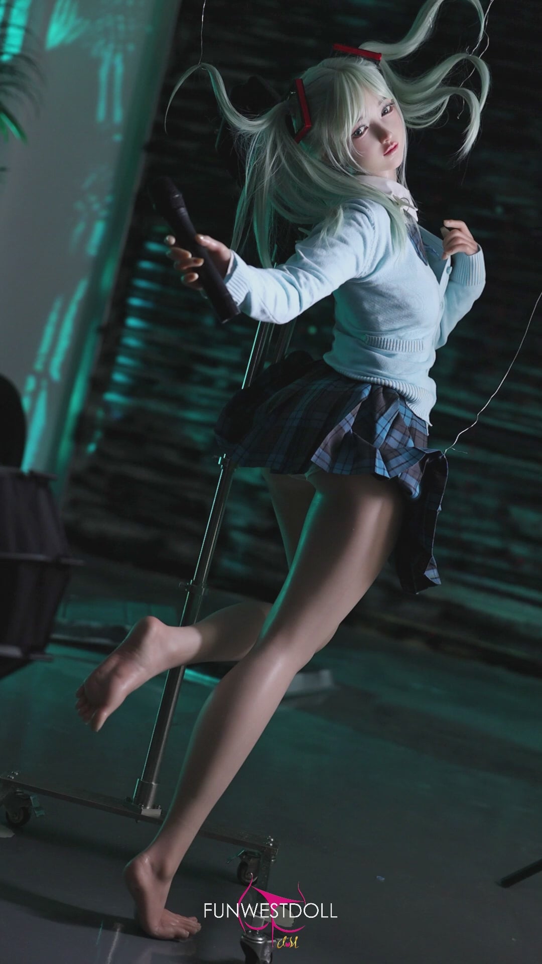 Hatsune Miko poupée sexuelle (FunWest Doll 159cm A-Cup # 041S Silicone)