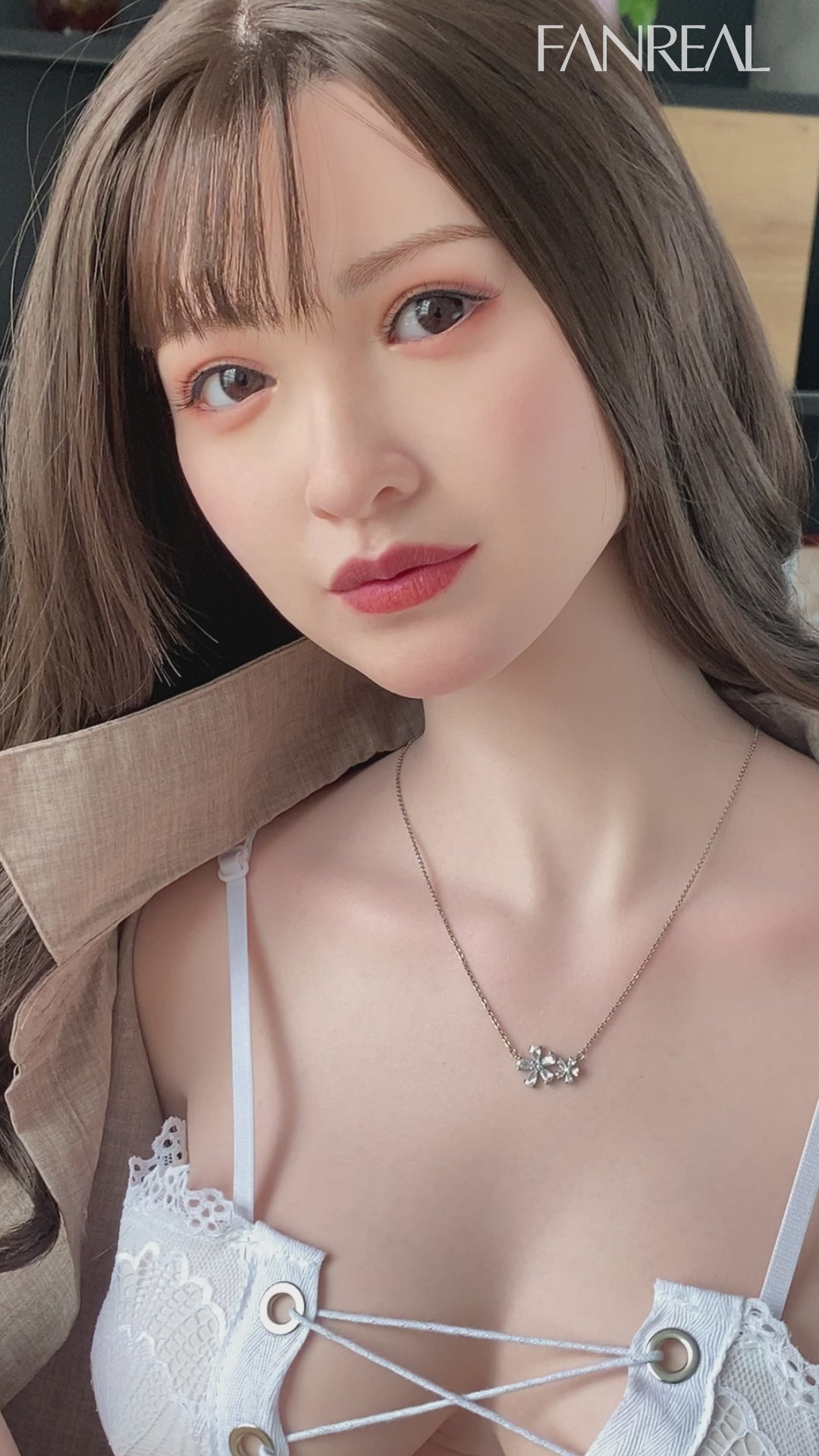 Josie poupée sexuelle (FanReal Doll 162 cm Silicone C-Cup)