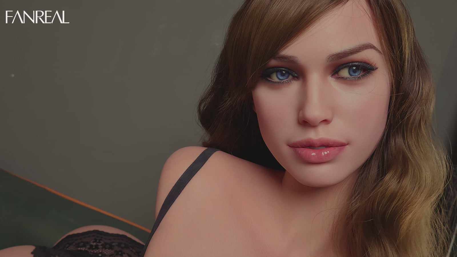 Della Torse poupée sexuelle (FanReal Doll Bonnet F de 111 cm RST silicone)