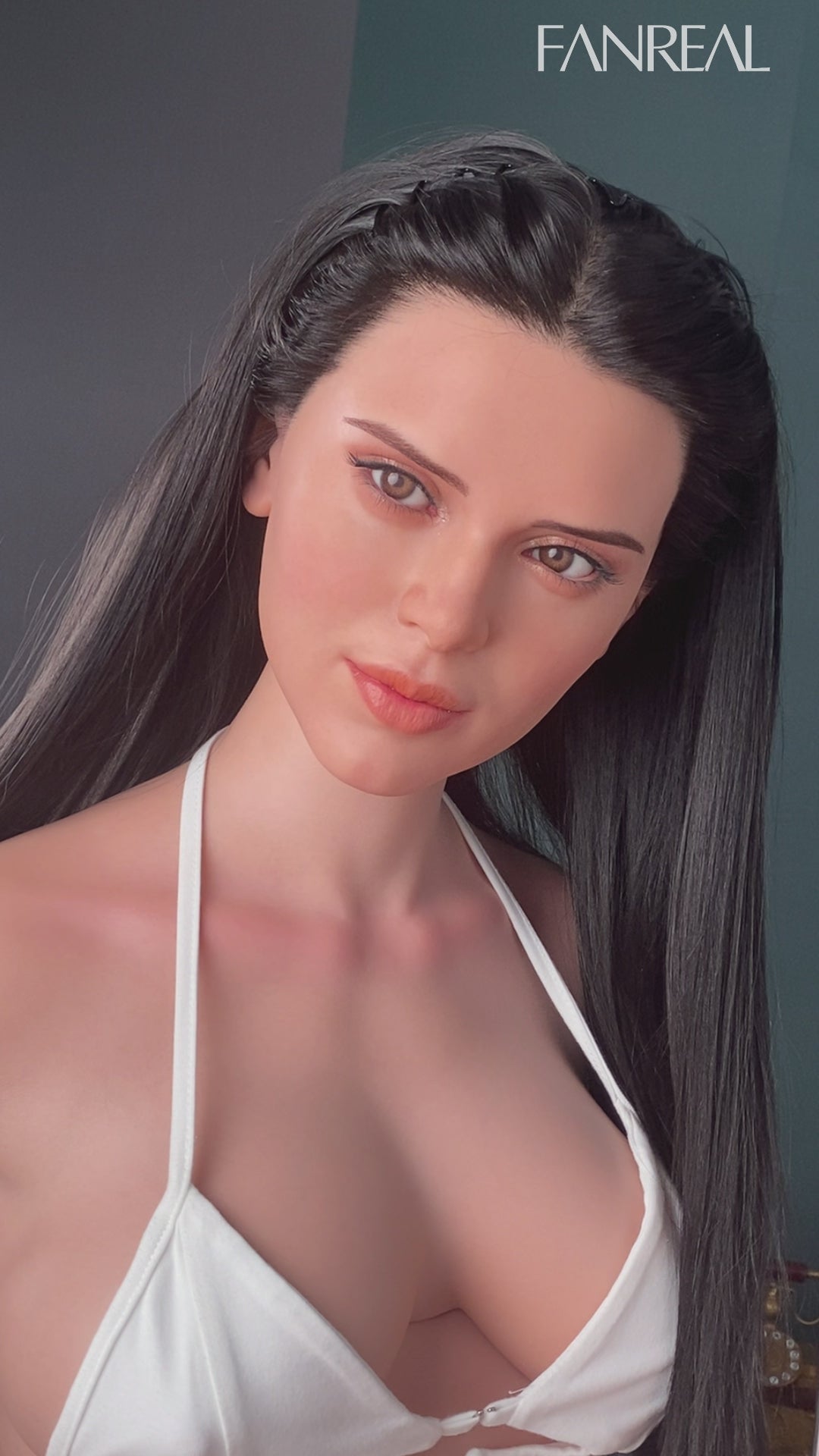 Gina poupée sexuelle (FanReal Doll 170 cm bonnet D en silicone)