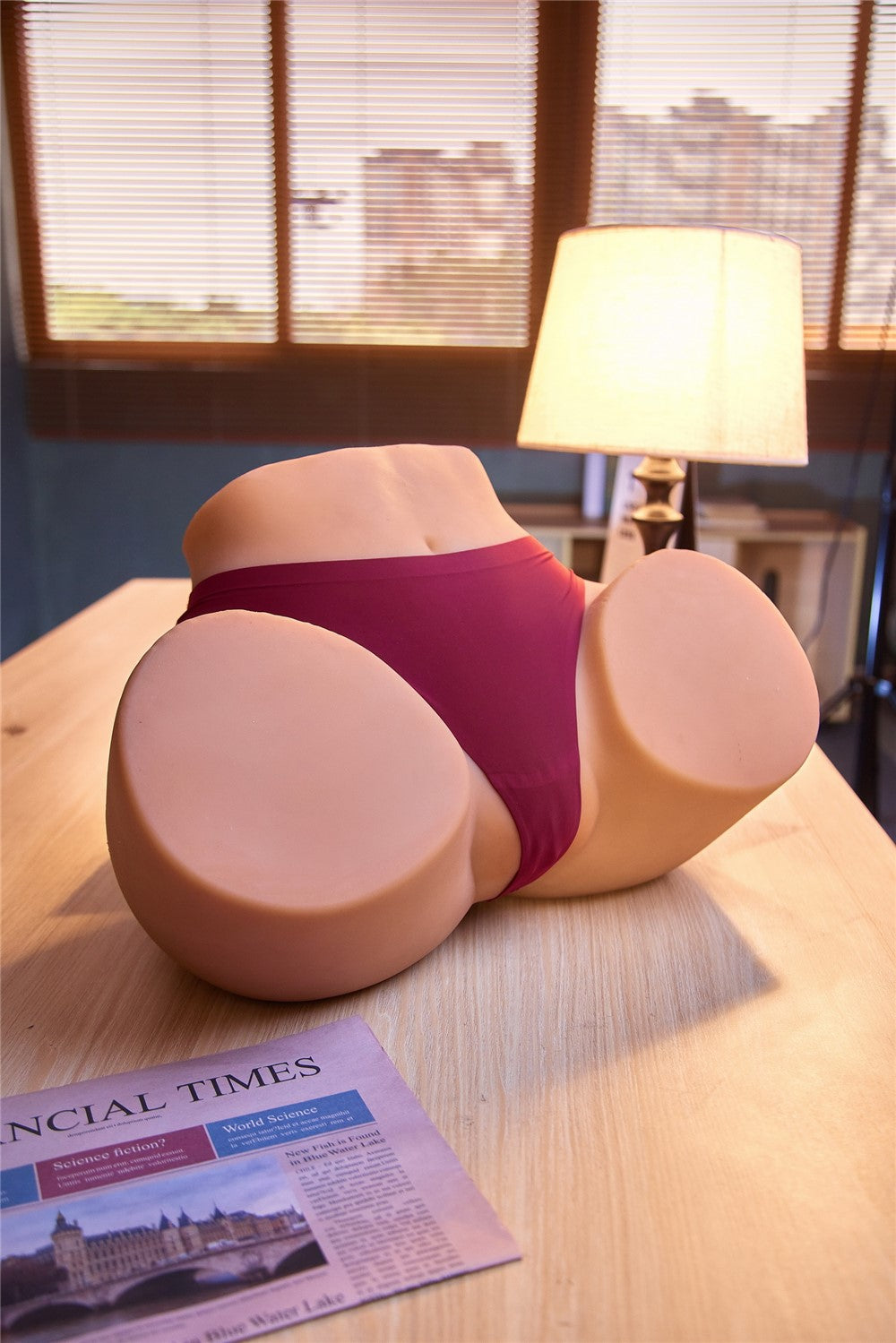 Fesses extra larges et courbées poupée sexuelle (Irontech Doll Hanche 125cm TPE)