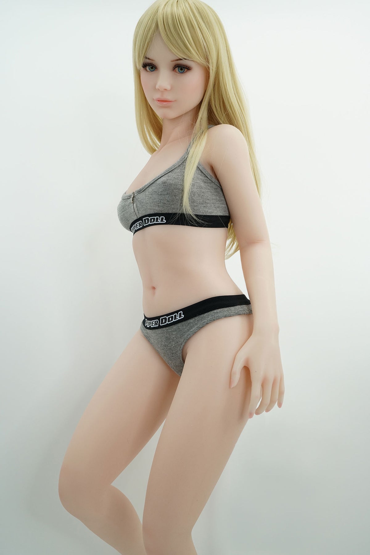 Elsa poupée sexuelle (Piper Doll 100 cm bonnet B en silicone)