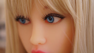 Bella (Doll Forever 135 cm d-kupa tpe)