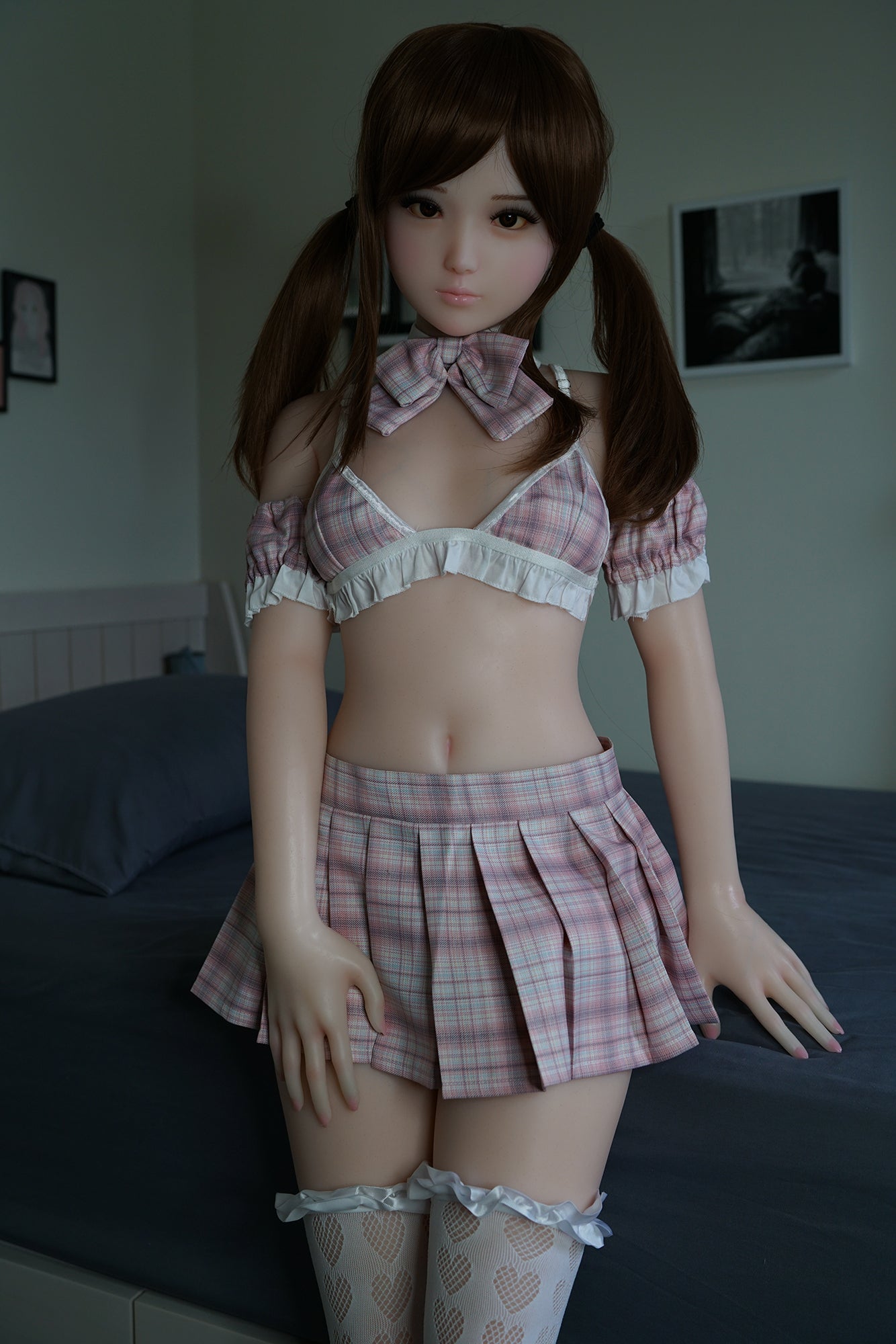 Aïka poupée sexuelle (Piper Doll 130 cm bonnet A en silicone)