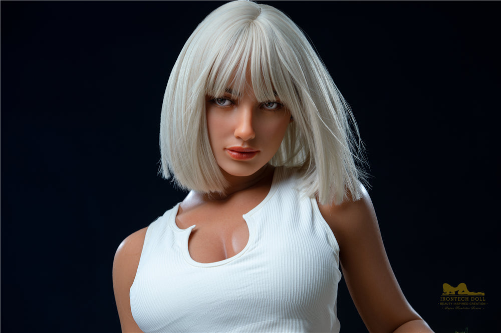 Steffi poupée sexuelle (Irontech Doll 164cm E-Cup S17 Silicone)