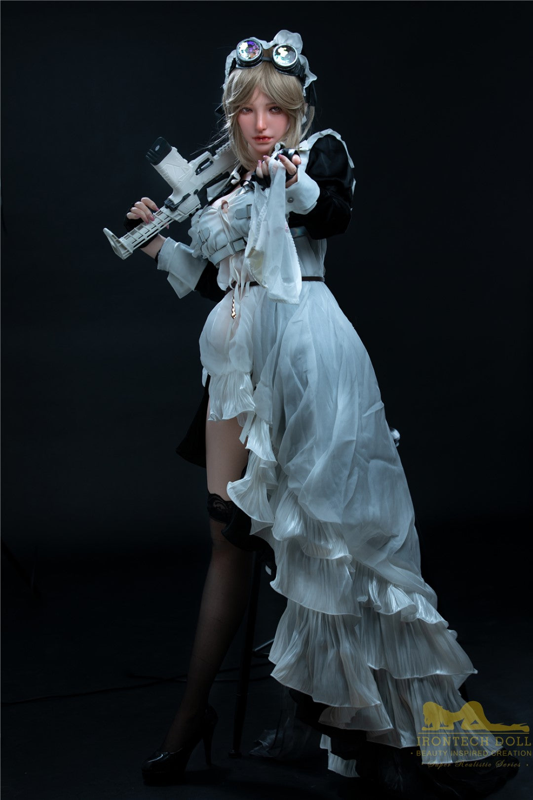 Cynthia poupée sexuelle (Irontech Doll 165cm F-Kupa S15 Silicone)