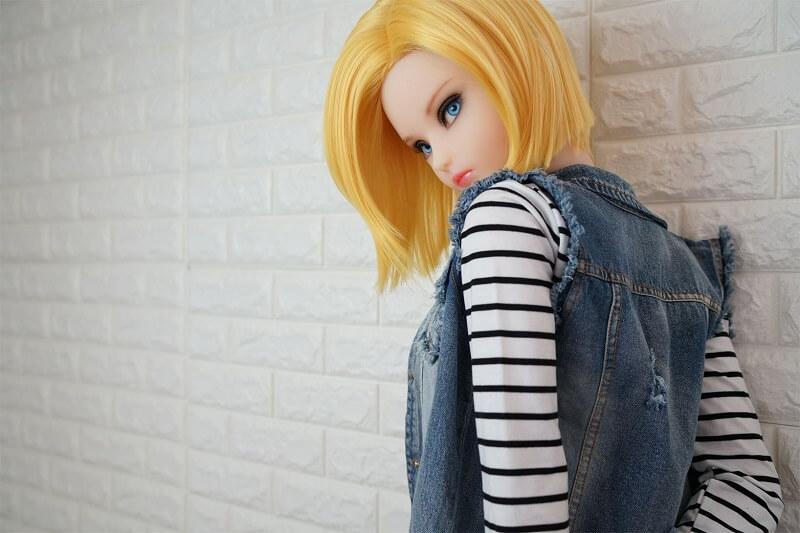 Lazuli Android 18 poupée sexuelle (Irokebijin 140 cm E-cup TPE/Silicone)